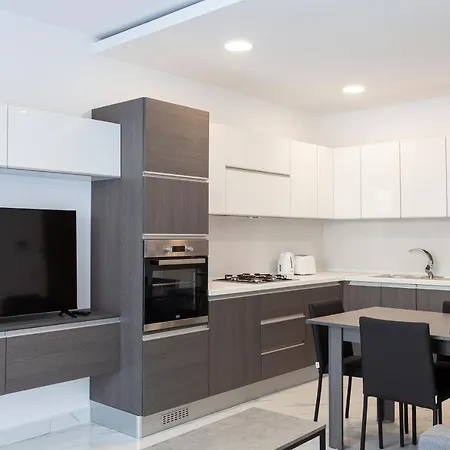 3br Penthouse - King Size Bed, Outdoor Space Bbq By 360 Estates Ta' Cikkun